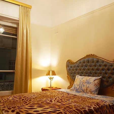 Iris Baroque Apartment エレフシナ エクステリア 写真