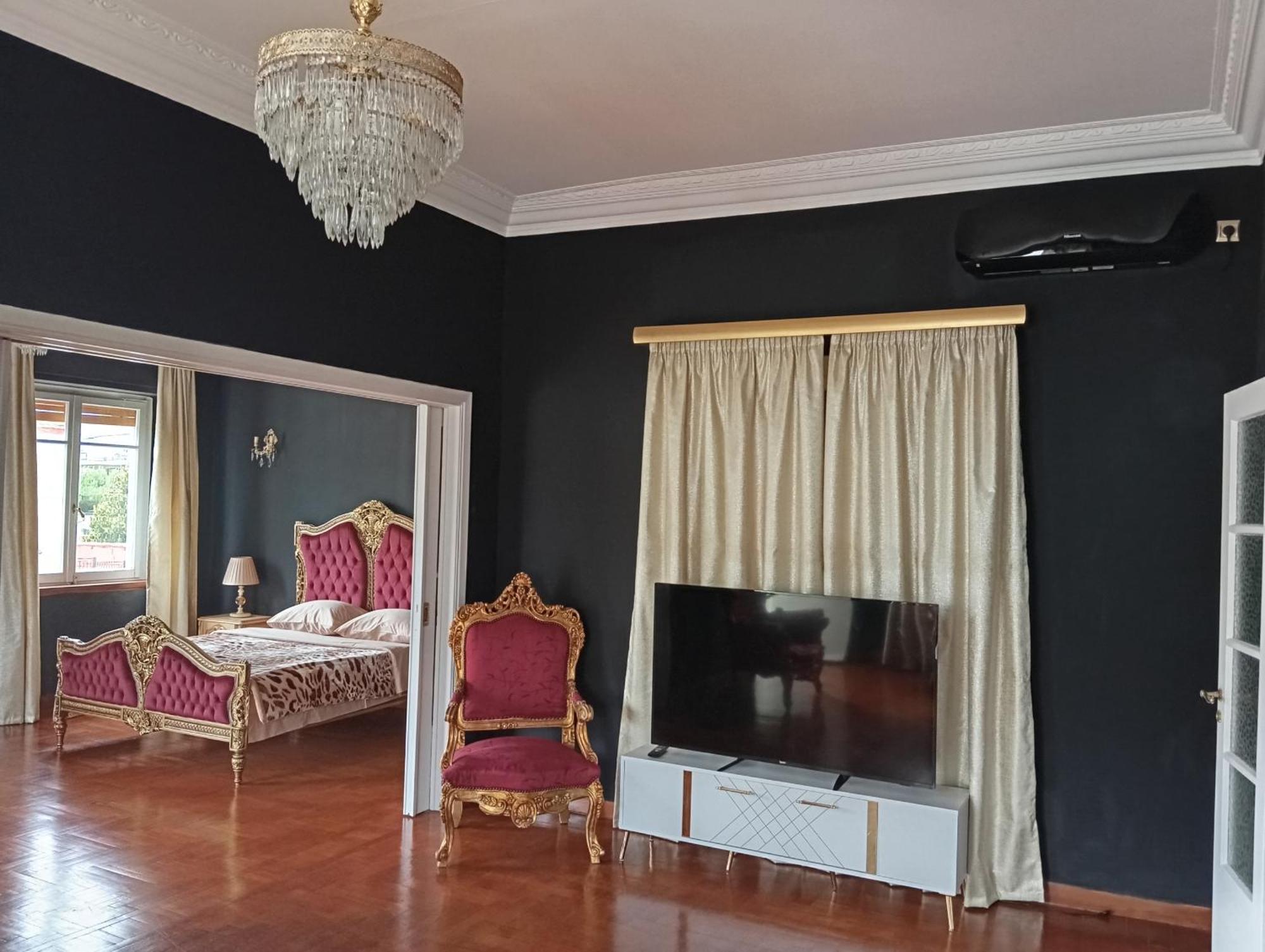Iris Baroque Apartment エレフシナ エクステリア 写真