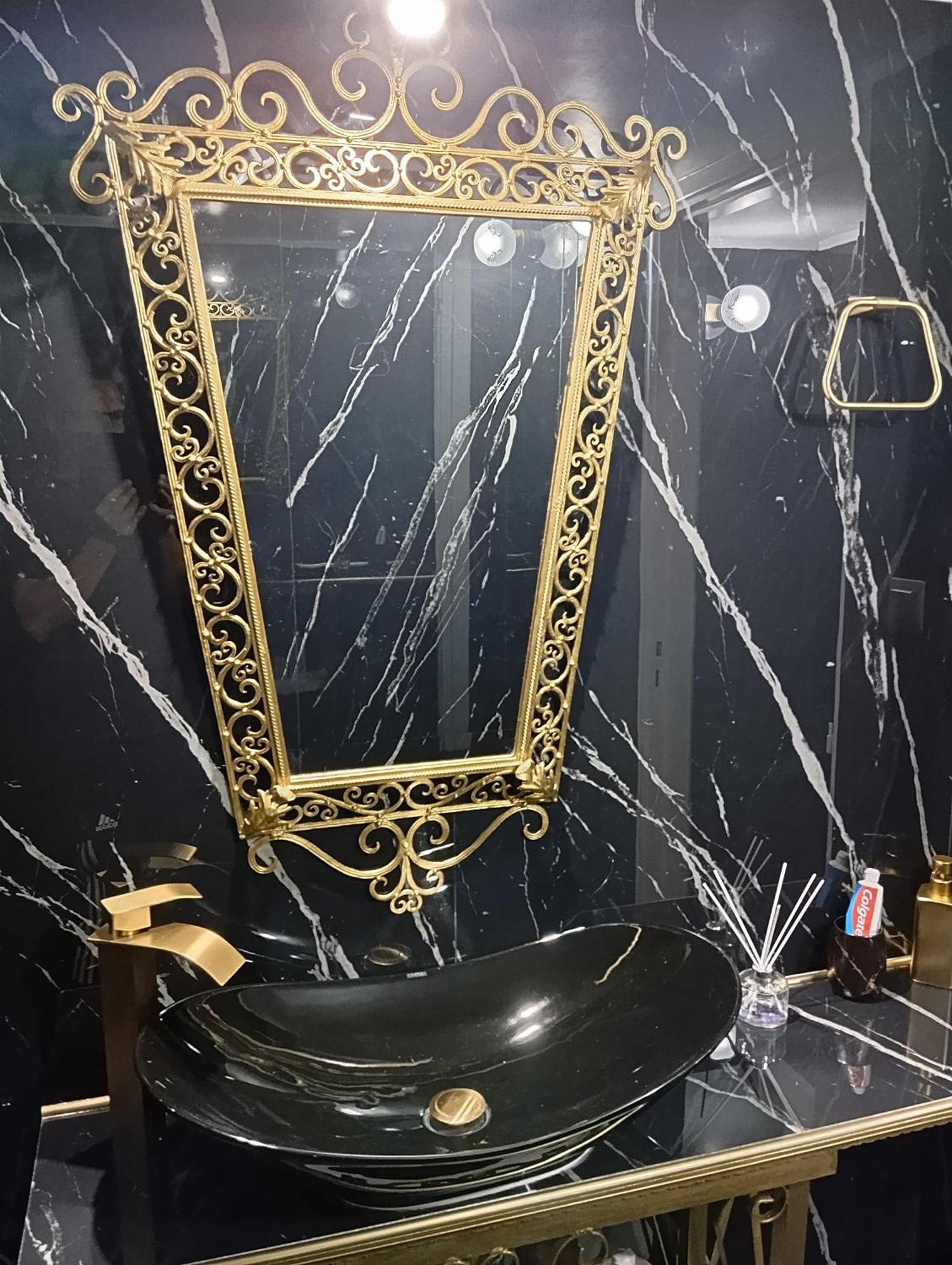 Iris Baroque Apartment エレフシナ エクステリア 写真