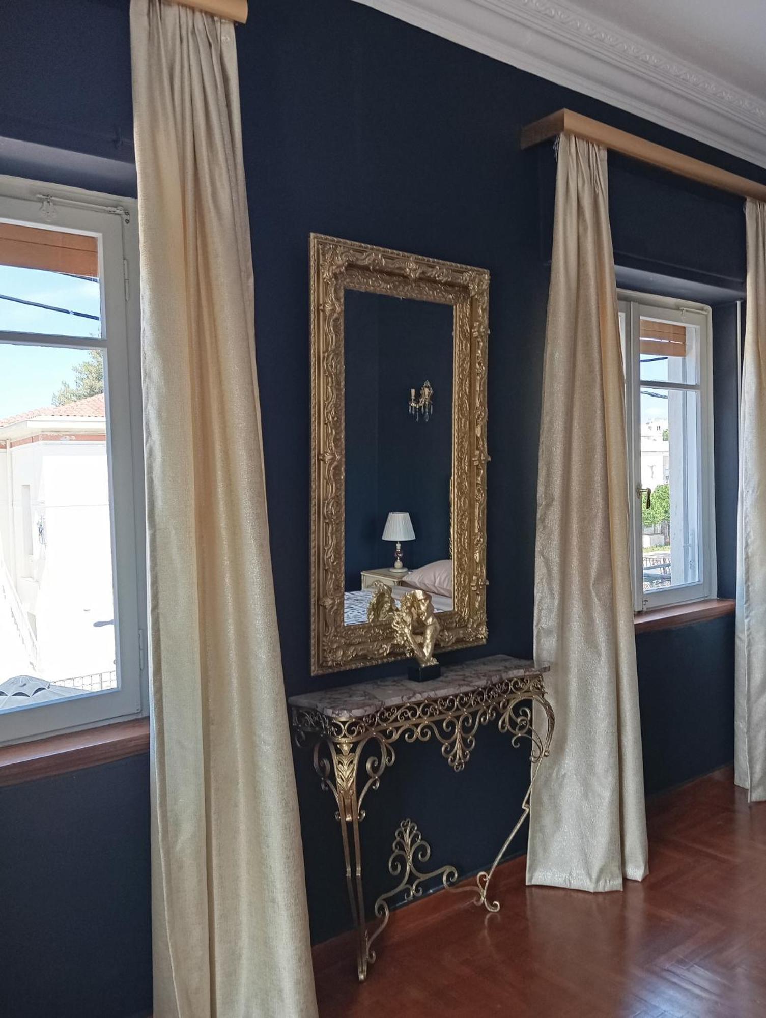 Iris Baroque Apartment エレフシナ エクステリア 写真